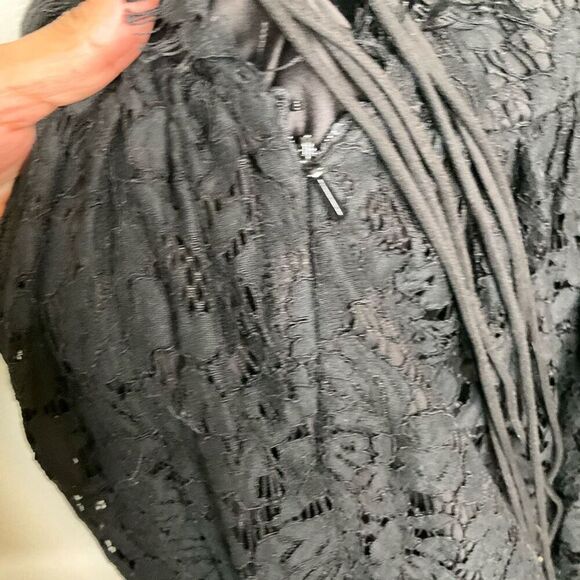 Fame and Partners Lace Corset Dress - Picture 8 of 10